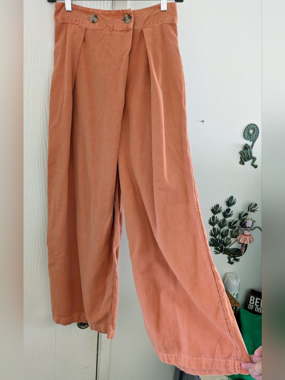 Linen pants WITH POCKETS  85% linen 15% cotton
Loose and relaxed lWide-Leg